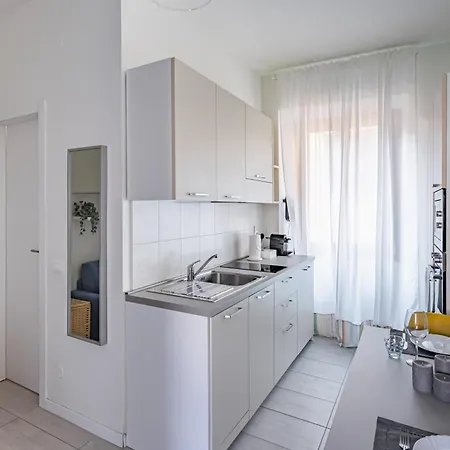 Casa Elena - Vicino Al Castello - By Host4u Apartman *